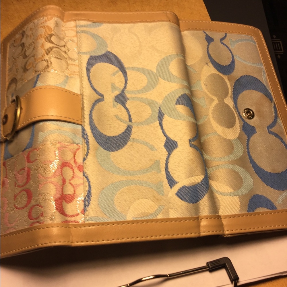Wallet - Picture 7 of 8